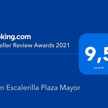 León Escalerilla Plaza Mayor Leão Exterior foto